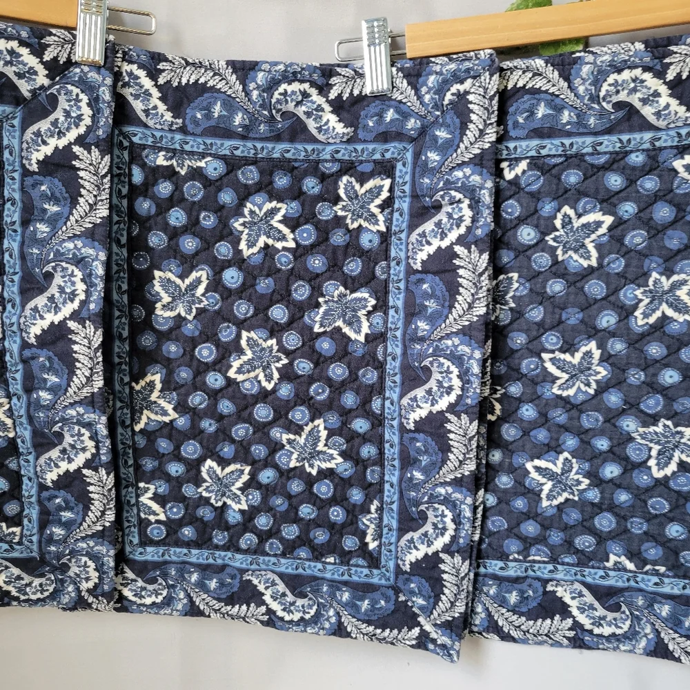6 Vera Bradley Vintage Blue Coin Leaf Print Quilted Reversible Table Placemats